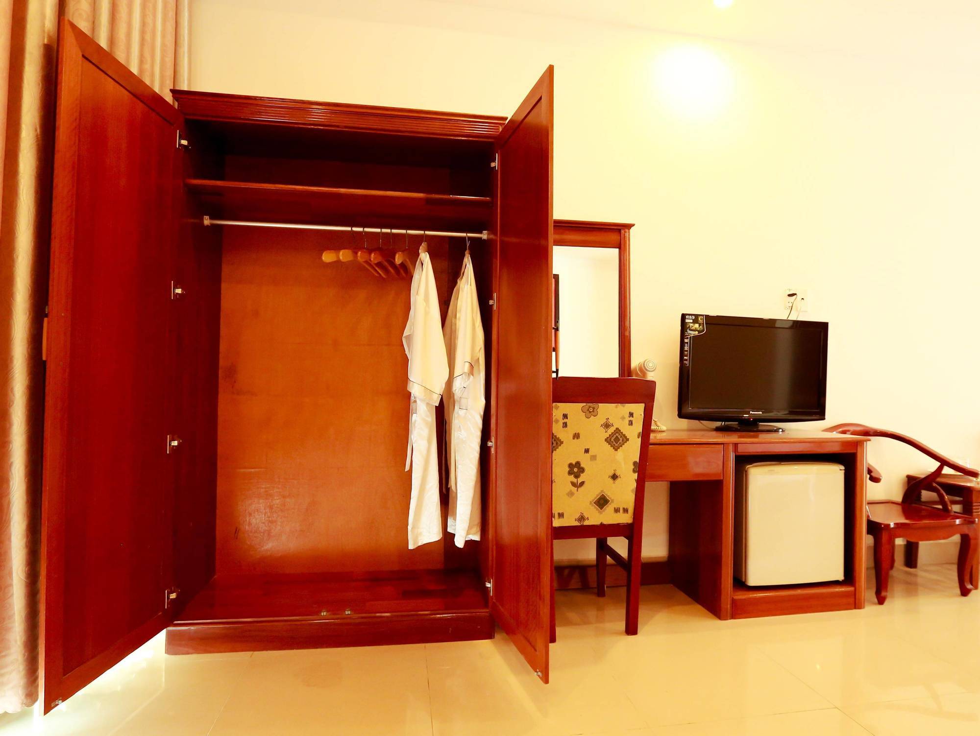 דה נאנג Xuan Hung Hotel מראה חיצוני תמונה