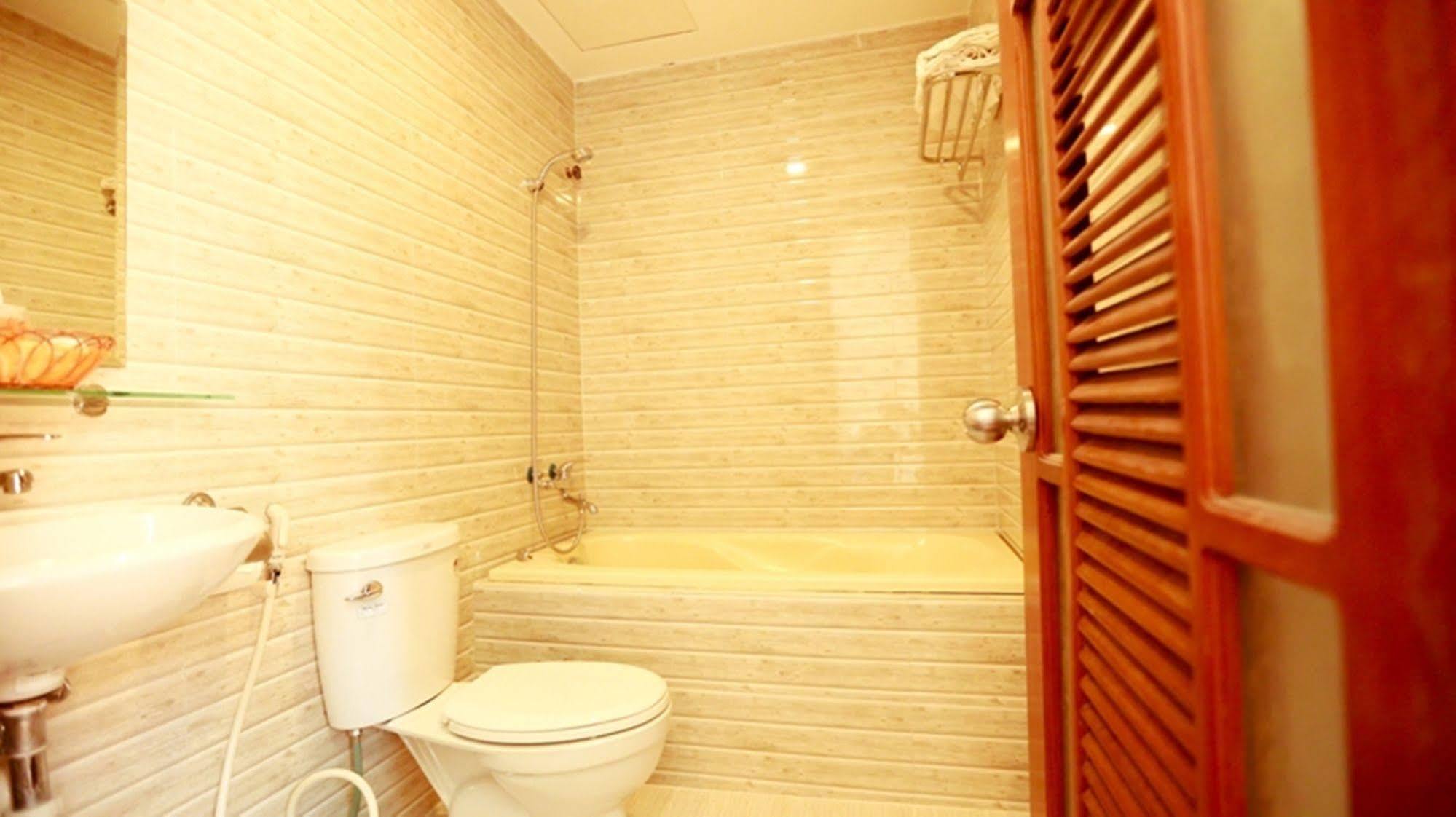 דה נאנג Xuan Hung Hotel מראה חיצוני תמונה